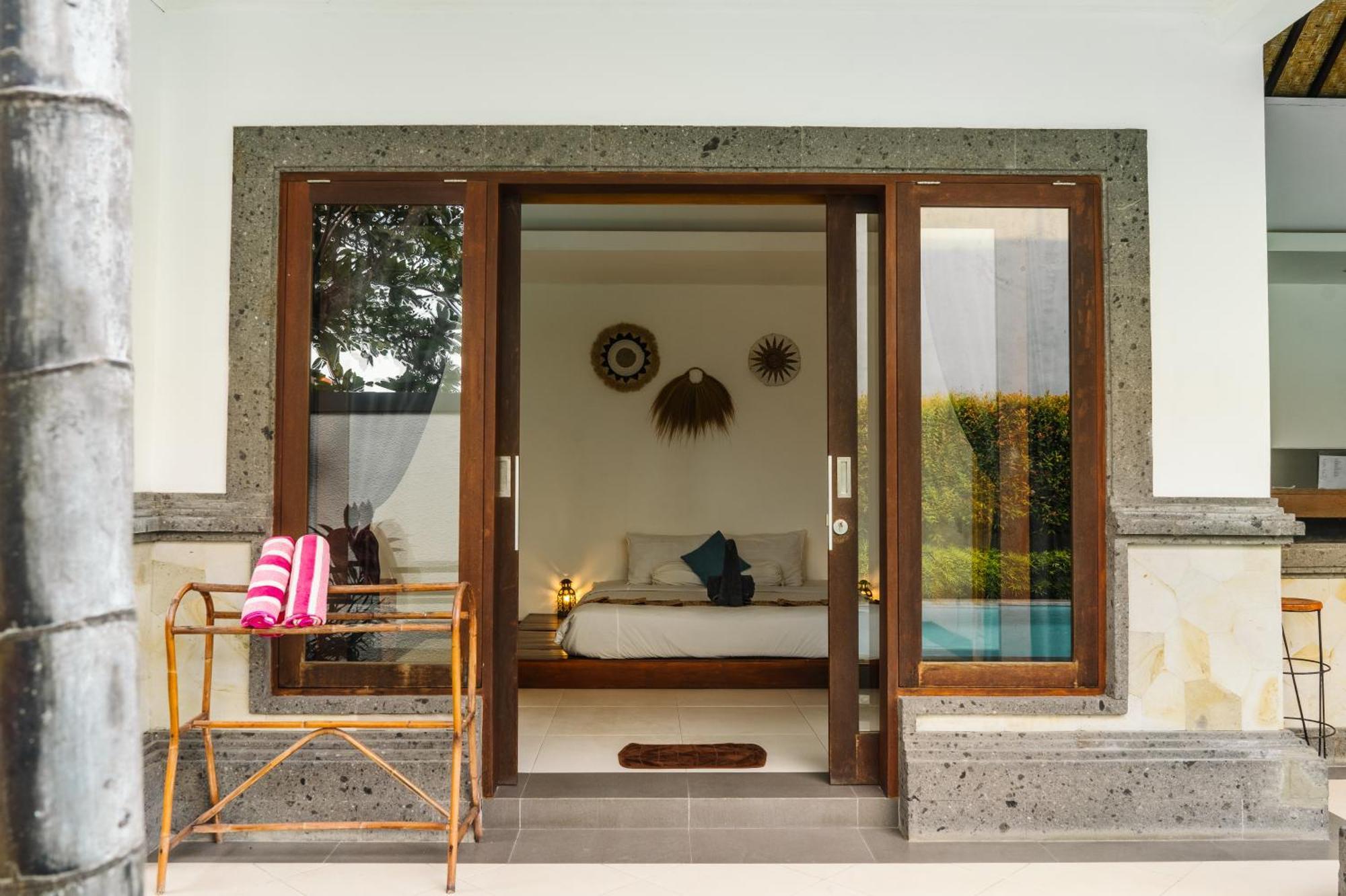 Renovated Villa Linda Canggu 3Br Pool Villa Near Finns チャングー エクステリア 写真
